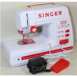 SINGER LOCKSTITCH 2000 SEWING MACHINE