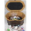 Image 1 : VINTAGE SEWING BOX FULL OF CONTENTS