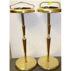 PAIR OF SMOKERS ASTRAY STAND