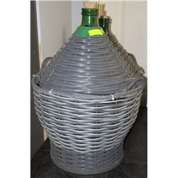 PAIR OF 53L WINE KIT WITH BASKETS AND SPOUTS