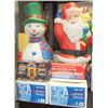 Image 1 : LARGE LOT OF CHIRSTMAS DECORATIONS INCLUDING TWO