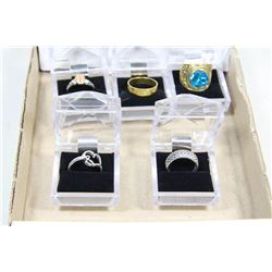 LOT OF 5 FASHION RINGS