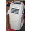 Image 1 : GOLDSTAR PORTABLE AIR CONDITIONER