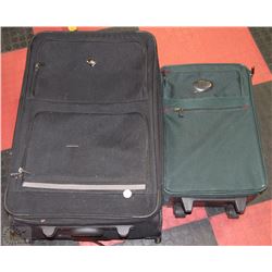 LARGE BUXTON SUIT CASE ON WHEELS & MEDIUM GREEN