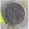 Image 1 : CANADIAN MAPLE LEAF .9999 FINE SILVER COIN