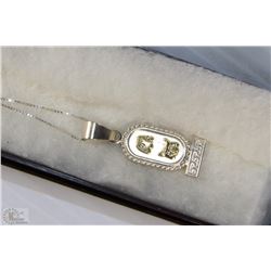 STERLING SILVER .925 BOX LINK CHAIN WITH PENDANT