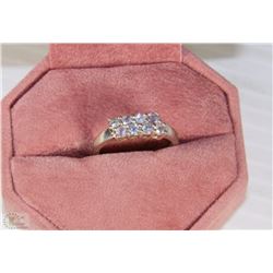 STERLING SILVER .925 RING  SIZE 7