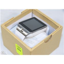 NEW WHITE BLUETOOTH SMARTWATCH WITH CAMERA
