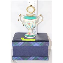 SMALL URN FROM THE LEONARDO COLLECTION