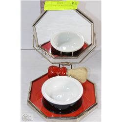 VINTAGE FOLD UP SHAVING SET