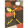 Image 1 : DUAL HALOGEN WORK LAMP WITH TRI-POD