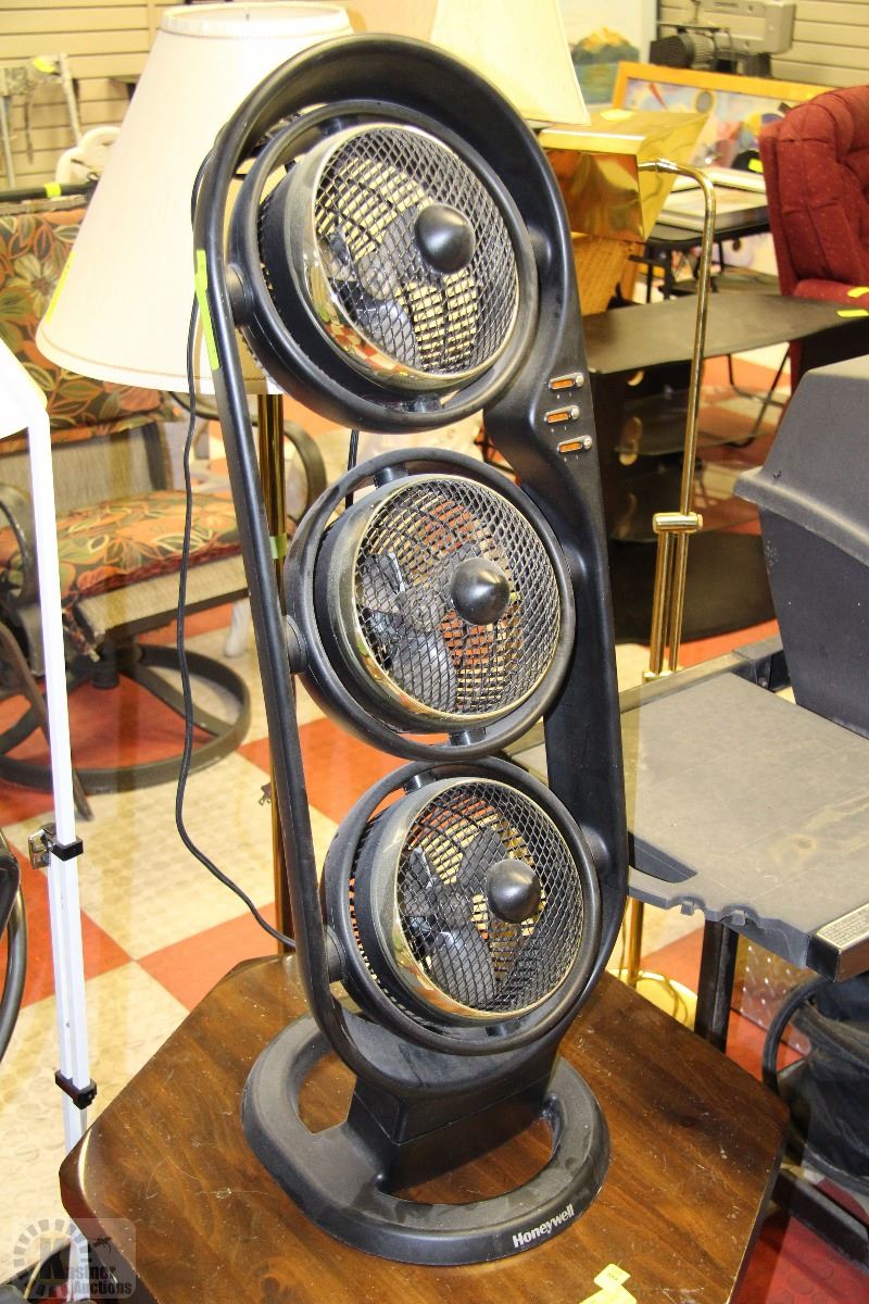 Three Speed 3 Radiator Fan 3-TIER MULTI-SPEED ADJUSTABLE ELECTRIC FAN