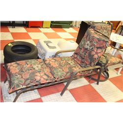 CHAISE LOUNGER & CHAIR