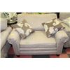 Image 3 : BEIGE FABRIC LOVESEAT WITH TWO MATCHING CHAIR AND