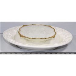 LARGE WHITE GLASS FRUIT PLATTER MOTIVE AND MILK