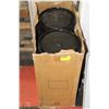 Image 1 : LARGE BOX OF FIVE GALLON BUCKET LIDS