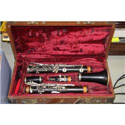 VINTAGE PANAMERICAN CLARINET IN CASE