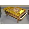 Image 1 : ESTATE STONE PIANO JEWELLERY BOX