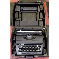 SEARS CORRECTOR ELECTRIC TYPEWRITER IN CASE