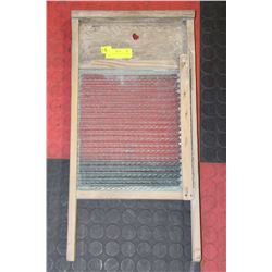 VINTAGE WASHBOARD "NO VISIBLE NAME"