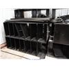 Image 5 : SHELVES // CABINETS