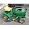 Image 1 : JOHN DEERE TRACTOR