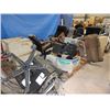 Image 2 : BIKES, CHAIRS