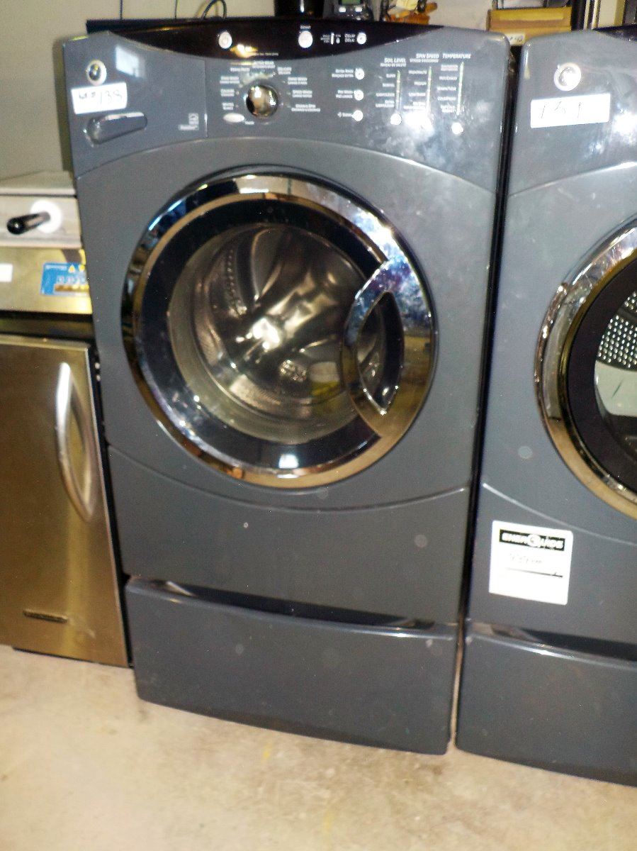 GE FRONT LOAD WASHER WITH BOTTOM DRAWER STORAGE, MD GCVH6600HGG