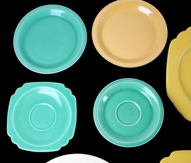 Assorted Collection Of Early Unmarked Fiestaware