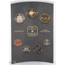 TRP135) RCM TINY TREASURES COIN SET 2002