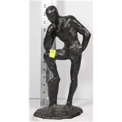 STANDING THINKING MAN METAL DECORATION
