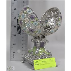 MUSICAL DECORATIVE EGG DISPLAY