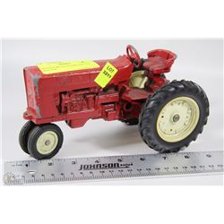 VINTAGE METAL INTERNATIONAL TRACTOR