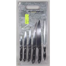 7PC GERMAN STYLE WITH CUTTING BOARD