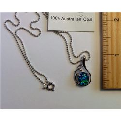 AUSTRALIAN TRIPLET OPAL PENDANT & CHAIN