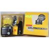 Image 1 : BROWNIE HAWKEYE CAMERA SET - COMES WITH BOX, FLASH