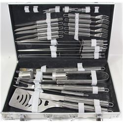 BARBEQUE SET IN METAL CASE