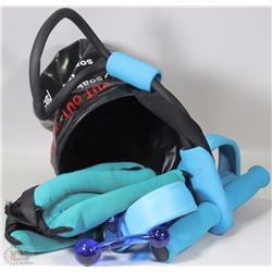 TOTE BAG WITH EXERCISE EQUIPMENT AND LEG /WRIST