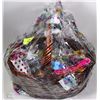 Image 1 : LARGE WICKER BASKET FILLED WITH NEW JEWELLERY