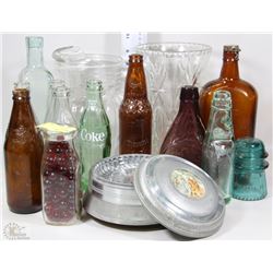 BOX OF ANTIQUE MUSICAL POWDER BOX, BOTTLES, ETC.