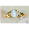 Image 1 : #37-10K YELLOW GOLD MOONSTONE RING