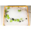 Image 1 : GREEN & SILVER TONE FASHION NECKLACE & PENDANT