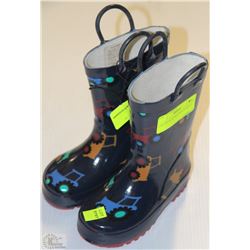 CHILDRENS RUBBER BOOTS SIZE 8