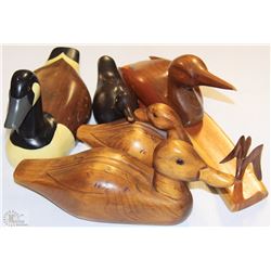 FLAT W/ WOODEN DUCKS