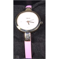 KEZZI WATCH PINK STRAP