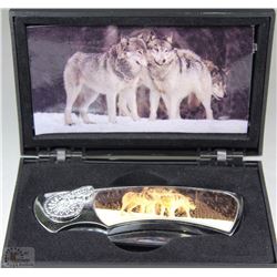 POCKET KNIFE WITH WOLVES IN CASE