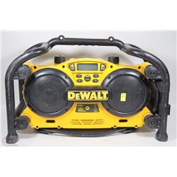 DEWALT RADIO/CD PLAYER WITH AUX PLUG IN 7.2-18V
