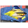 Image 1 : ROADSIDE SAFETY KIT INCLUDING GLOW STICKS,