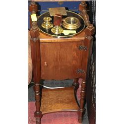 VINTAGE WOOD SMOKERS STAND 10"W X 28.5H