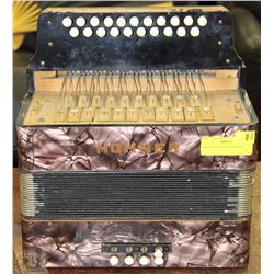 VINTAGE HOHNER ACCORDIAN